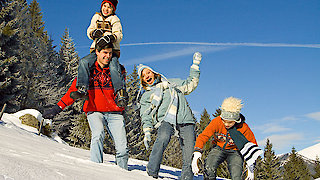 Familienspaß im Winter im Bayerischen Wald